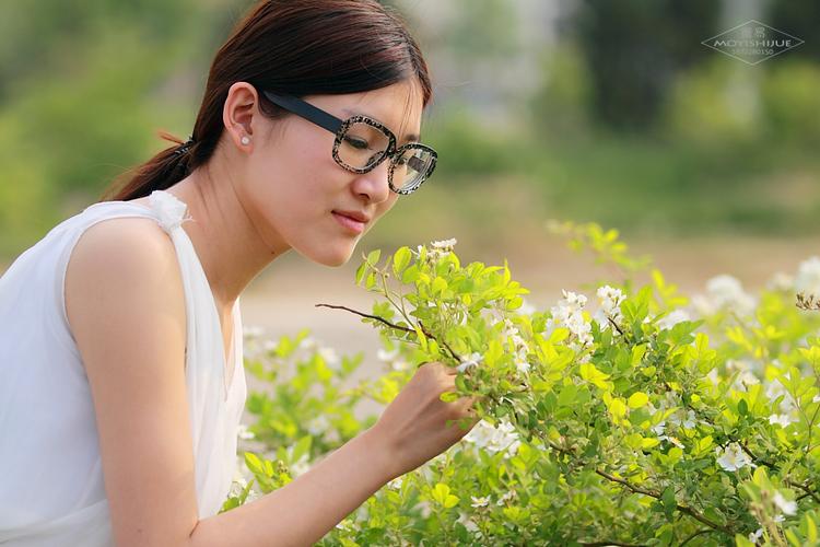 黄瓜上套上小雨伞电视剧